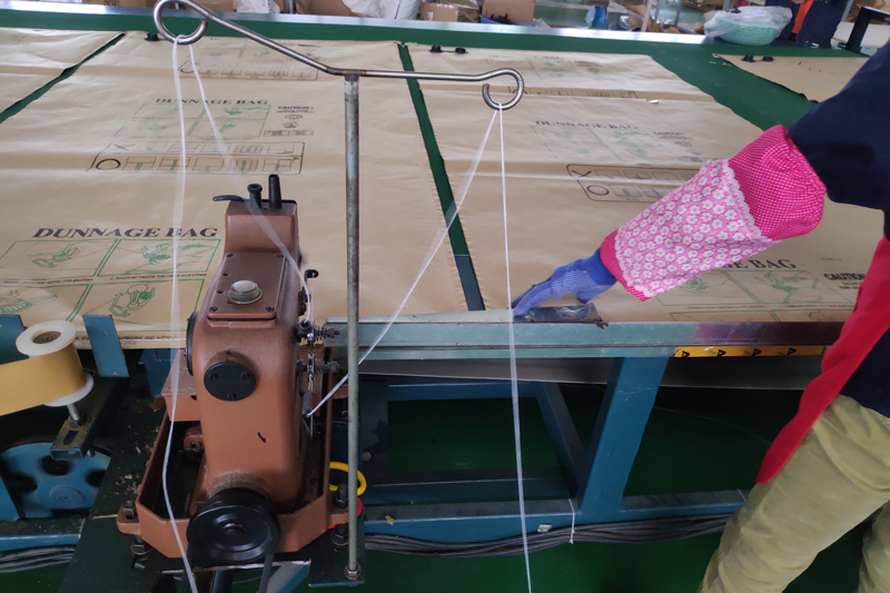 dunnage-air-bag-outer-bag-sealing