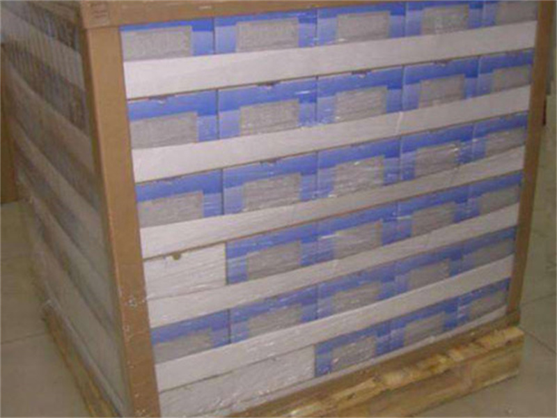 corner board for electronic